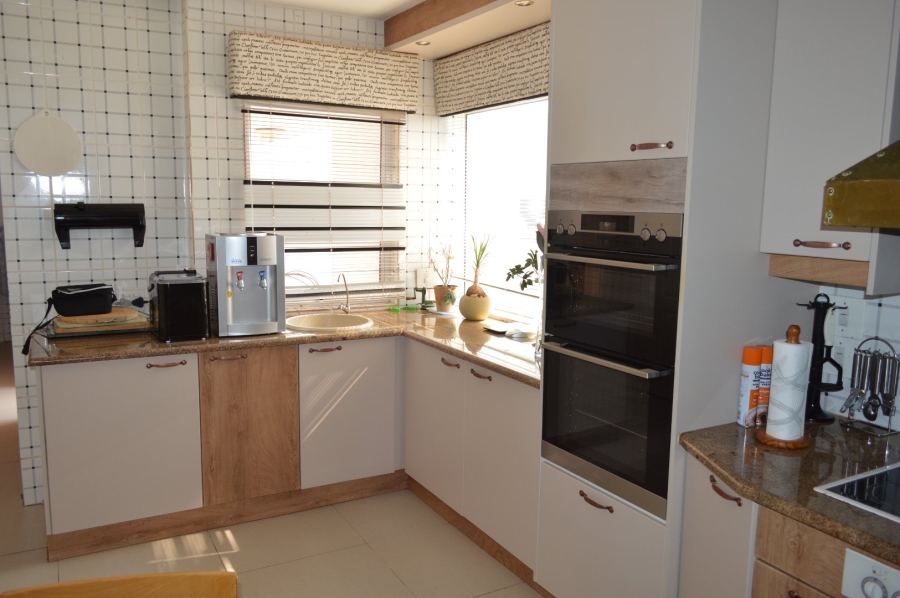 4 Bedroom Property for Sale in Wilkoppies North West